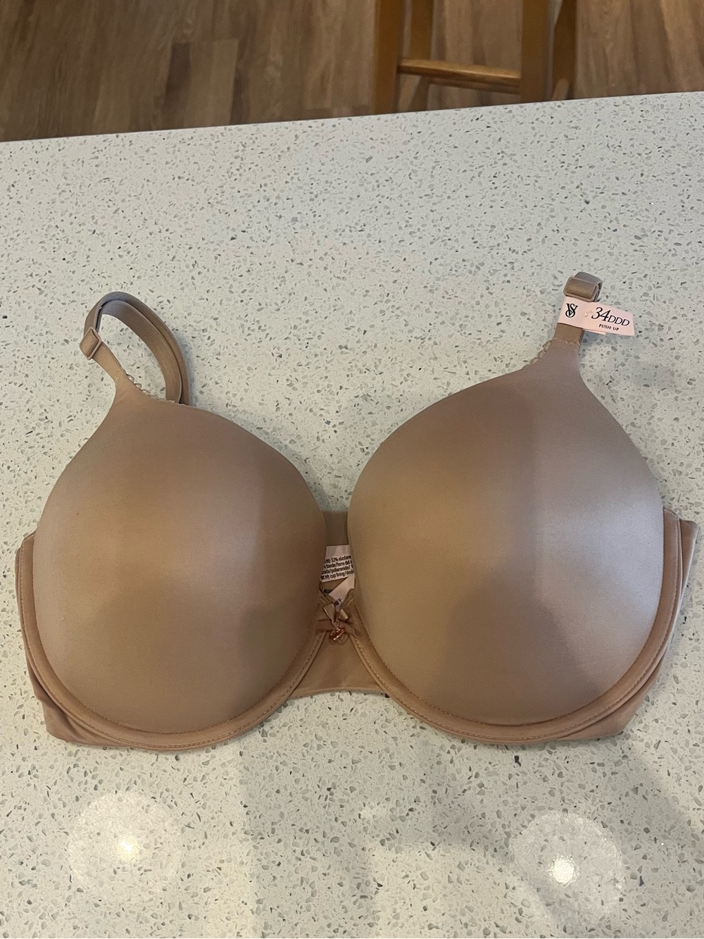 Victoria’s Secret Body by Victoria perfect shape bra 34DDD